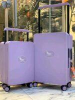 Leaves king luggage bag