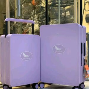 Leaves king luggage bag