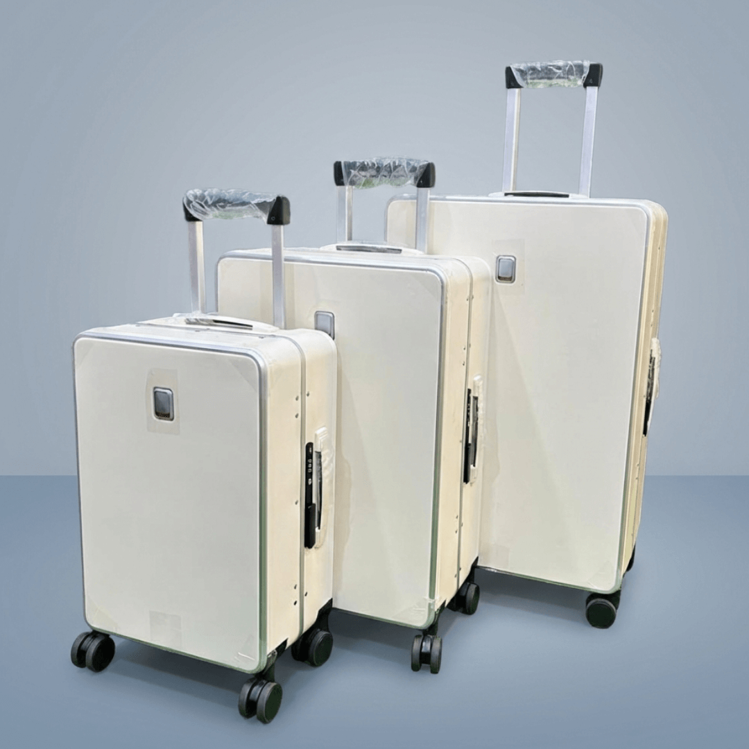 PC Aluminum 3-Piece Spinner Luggage Set (White) PC Aluminum 3-Piece Spinner Luggage Set (White)